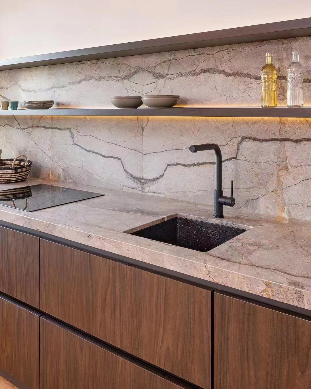 Silver root marble kitchen top