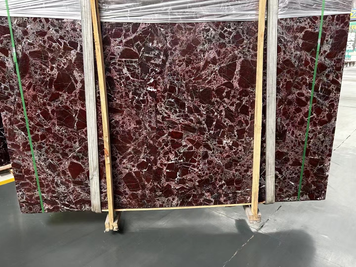 Rosso Levanto marble slabs 